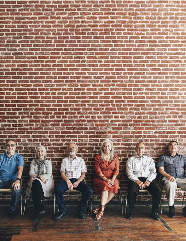 Comment les changements démographiques influencent-ils la société contemporaine ?